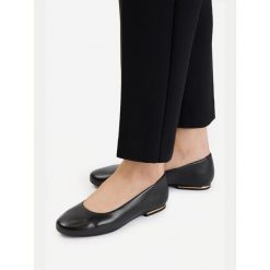 Baleriny Lasocki. Czarne baleriny Lasocki, bez wzorów, bez obcasa, bez zapięcia. Za 149.99 zł.