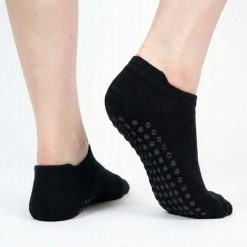 Antypoślizgowe skarpetki do jogi myga Grip Socks - L. Czarne skarpetki MYGA, bez wzorów. W wyprzedaży za 29.00 zł.