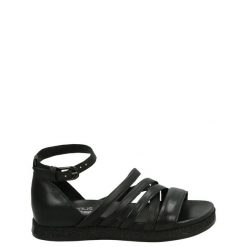 CZARNE SANDAŁY M92007 NERO. Czarne sandały Venezia, bez wzorów, ze skóry, bez obcasa, bez zapięcia. Za 299.00 zł.