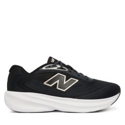 Buty do biegania New Balance. Czarne buty do biegania New Balance, bez wzorów, bez zapięcia, do biegania. Za 399.99 zł.
