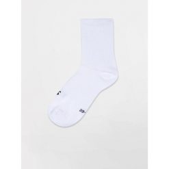 Skarpetki do połowy łydki TBS Midsoc. Białe skarpetki TBS, bez wzorów. Za 212.50 zł.