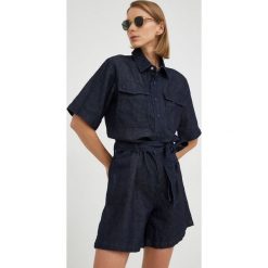 Marc O'Polo kombinezon z domieszką lnu DENIM kolor granatowy z domieszką lnu. Niebieskie kombinezony Marc O'Polo, m, bez wzorów, z denimu, bez kołnierzyka, bez ramiączek, krótkie. W wyprzedaży za 516.99 zł.