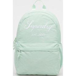 Superdry plecak damski kolor zielony duży gładki. Zielone plecaki Superdry, bez wzorów, do ręki, bez dodatków. W wyprzedaży za 199.99 zł.