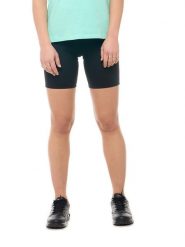 Legginsy z elastyczny pas na co dzień na siłownię. Czarne legginsy LEONE 1947 APPAREL, bez wzorów, prążkowane, krótkie. Za 193.66 zł.