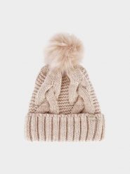 4F Czapka zimowa damska - beżowa S. Brązowe czapki zimowe 4f, bez wzorów, z polaru, klasyczne. W wyprzedaży za 39.99 zł.