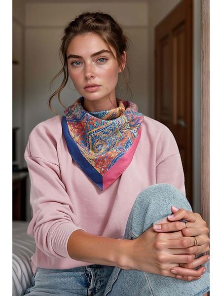 Lucky Bees Chusta ze wzorem - 50 x 50 cm rozmiar: onesize. Chusty Lucky Bees, bez wzorów, z materiału. Za 69.75 zł.