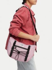 Billabong Torebka WBEOHP-BLB-M-004-10 Fioletowy jasny. Fioletowe listonoszki Billabong, bez wzorów, z materiału, bez dodatków. Za 59.99 zł.