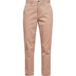 Polo Ralph Lauren Spodnie materiałowe luxury tan. Spodnie materiałowe marki Polo Ralph Lauren. Za 549.00 zł.
