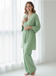 Jednolity szlafrok kimono - zielony. Zielone szlafroki damskie Sinsay, l, bez wzorów, bez ramiączek. Za 59.99 zł.