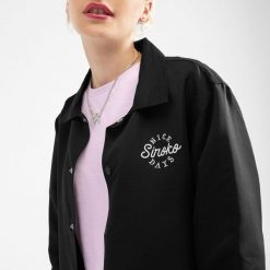 Kurtka coach Surf damska SIROKO Black Moon-W. Czarne kurtki SIROKO, s, bez wzorów, z materiału, wakacyjne, bez kaptura. Za 169.00 zł.