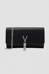 VALENTINO Czarna kopertówka Divina Pochette. Czarne kopertówki Valentino by Mario Valentino, bez wzorów, eleganckie, bez dodatków. W wyprzedaży za 180.99 zł.