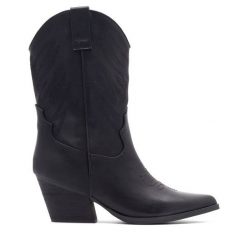 Kowbojki Jenny Fairy. Czarne kozaki Jenny Fairy, bez wzorów, bez obcasa, na słupku, bez zapięcia. Za 99.99 zł.