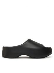 INUIKII CLOG LEATHER Klapki damskie. Czarne klapki Inuikii, bez wzorów, ze skóry, eleganckie, bez obcasa, na platformie, bez zapięcia. Za 759.99 zł.