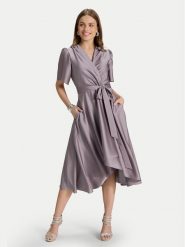 Swing Sukienka koktajlowa 5AJ04000 Fioletowy Regular Fit. Fioletowe sukienki Swing, bez wzorów, z syntetyku, wizytowe, bez kołnierzyka, bez ramiączek. Za 749.99 zł.