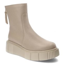 Beżowe Botki Lemar Skórzane Ocieplane Buty Damskie. Brązowe botki Lemar, z aplikacjami, ze skóry, eleganckie, bez obcasa, bez zapięcia. Za 359.00 zł.