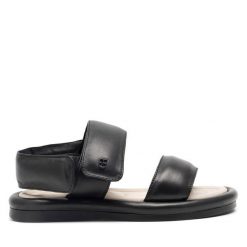 Sandały Gino Rossi. Czarne sandały Gino Rossi, bez wzorów, bez obcasa, na płaskiej podeszwie, bez zapięcia. Za 399.99 zł.