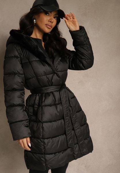 Czarna Pikowana Kurtka z Nieodpinanym Kapturem o Długim Kroju z Paskiem Lidassea. Czarne kurtki Renee, l, bez wzorów, z jeansu. Za 359.99 zł.