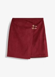 Spódnica z imitacji skóry z założeniem kopertowym. Czerwone spódnice bonprix, bez wzorów, ze skóry, kopertowe. Za 149.99 zł.