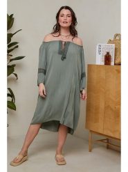 Curvy Lady Sukienka w kolorze khaki rozmiar: 44/46. Brązowe sukienki Curvy Lady, bez wzorów, z koronki, klasyczne, bez kołnierzyka, bez ramiączek, midi. Za 108.49 zł.
