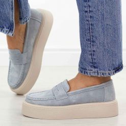 Niebieskie skórzane mokasyny damskie Potocki 87308. Niebieskie mokasyny POTOCKI, bez wzorów, z jeansu. Za 199.00 zł.