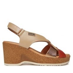 Sandały Pikolinos. Brązowe sandały Pikolinos, bez wzorów, bez obcasa, na koturnie, bez zapięcia. Za 439.99 zł.