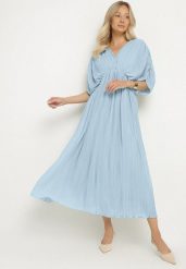 Niebieska Sukienka Rozkloszowana z Wiązaniem na Szyi o Luźnym Kroju Napila. Niebieskie sukienki Born2be, na co dzień, l, bez wzorów, eleganckie, bez kołnierzyka, bez ramiączek, maxi, rozkloszowane. W wyprzedaży za 110.49 zł.