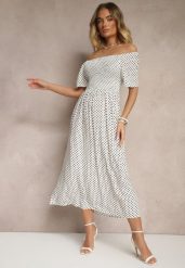 Biała Bawełniana Sukienka o Rozkloszowanym Kroju Zdobiona Printem w Groszki Lisanovia. Białe sukienki Renee, na co dzień, m, z aplikacjami, z bawełny, eleganckie, bez kołnierzyka, bez ramiączek, midi, proste. W wyprzedaży za 43.99 zł.