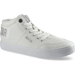 Białe Sneakersy Big Star Damskie Sportowe Buty. Białe buty treningowe BIG STAR, bez wzorów, z futra, bez zapięcia. Za 139.00 zł.