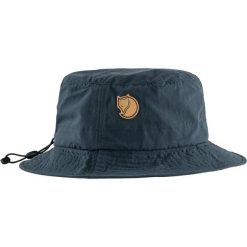 Fjall Raven Kapelusz Travellers Mt Dorośli. Niebieskie kapelusze Fjällräven, bez wzorów, z bawełny. Za 276.65 zł.
