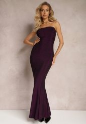 Ciemnofioletowa Połyskująca Sukienka Maxi Bez Ramiączek z Rozkloszowanym Dołem Botalia. Fioletowe sukienki Renee, l, bez wzorów, eleganckie, bez kołnierzyka, bez ramiączek, maxi, rozkloszowane. W wyprzedaży za 135.99 zł.