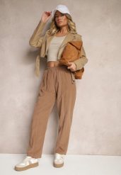 Brązowe Bawełniane Spodnie High Waist w Klasycznym Stylu Arivora. Brązowe jeansy Renee, bez wzorów, z bawełny, eleganckie, z podwyższonym stanem. W wyprzedaży za 107.99 zł.