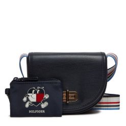 Torebka Tommy Hilfiger. Niebieskie listonoszki Tommy Hilfiger, bez wzorów, bez dodatków. Za 349.99 zł.