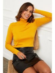 Soft Cashmere Golf w kolorze żółtym rozmiar: 38/40. Żółte swetry Soft Cashmere, bez wzorów, z kaszmiru, klasyczne, bez ramiączek. Za 130.95 zł.