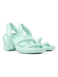 Camper Sandały "Kobarah" w kolorze turkusowym na obcasie rozmiar: 37. Niebieskie sandały Camper, bez wzorów, z otwartym noskiem, bez obcasa, na koturnie, bez zapięcia. Za 239.99 zł.