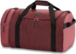 Dakine Sport-Travel Torba Burnt Pink 31 L. Czerwone torby podróżne Dakine, bez wzorów, z materiału, na ramię. Za 252.99 zł.