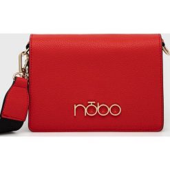 Nobo torebka kolor czerwony. Czerwone listonoszki NOBO, bez wzorów, na ramię, bez dodatków. W wyprzedaży za 154.99 zł.