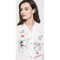 Desigual - Koszula. Białe koszule Desigual, m, bez wzorów, z bawełny, bez kołnierzyka, bez ramiączek. W wyprzedaży za 189.90 zł.