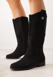 Czarne Botki Typu Kowbojki Ażurowe Ozdobione Metaliczną Aplikacją Iomosa. Czarne botki Born2be, z aplikacjami, prążkowane, biznesowe, bez obcasa, na płaskiej podeszwie, bez zapięcia. Za 149.99 zł.