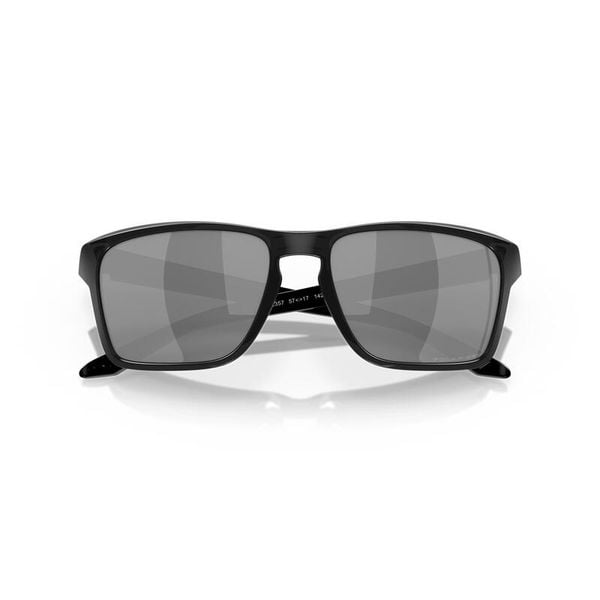 Okulary przeciwsłoneczne Oakley Sylas. Czarne okulary przeciwsłoneczne Oakley, bez wzorów. W wyprzedaży za 842.00 zł.