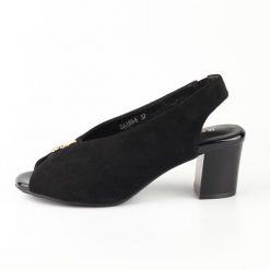 Czarne zamszowe sandały damskie na obcasie M.Daszyński Sa169-6. Czarne sandały M.Daszyński, bez wzorów, z zamszu, bez obcasa, na obcasie, bez zapięcia. Za 139.00 zł.