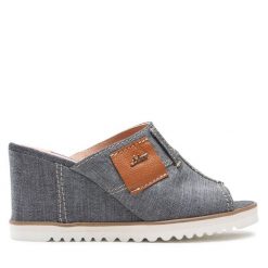 Klapki Libero. Niebieskie klapki Libero, bez wzorów, bez obcasa, bez zapięcia. Za 269.99 zł.