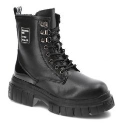 Czarne Botki Filippo Modne Skórzane Buty. Czarne botki Filippo, z aplikacjami, ze skóry, rockowe, bez obcasa, na obcasie, bez zapięcia. Za 319.00 zł.