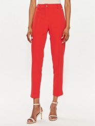 Maryley Spodnie materiałowe 24EB52Z/M23/43FI Czerwony Regular Fit. Czerwone spodnie materiałowe Maryley, bez wzorów, z materiału. Za 149.99 zł.