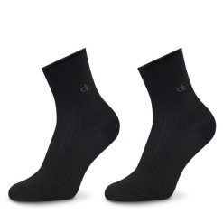 Skarpety długie Calvin Klein. Czarne skarpetki Calvin Klein, bez wzorów. Za 59.99 zł.