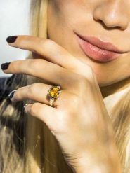 CARATELLI Złoty pierścionek "Sucre d'Orge" z diamentami rozmiar: 60. Brązowe pierścionki CARATELLI, z diamentem, złote. Za 2,305.99 zł.