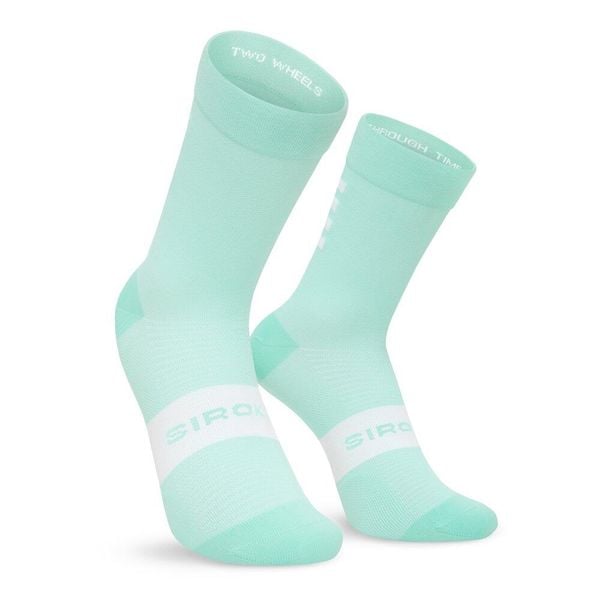 Skarpetki rowerowe Kolarstwo Siroko S1 Blue Aqua. Niebieskie skarpetki SIROKO, bez wzorów. Za 67.00 zł.