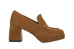 Czółenka Bayla-159 4670 005-P Rudy Welur 159107, Skóra naturalna - 36. Brązowe czółenka Bayla, bez wzorów, ze skóry, eleganckie, bez obcasa, na platformie, bez zapięcia. W wyprzedaży za 224.10 zł.