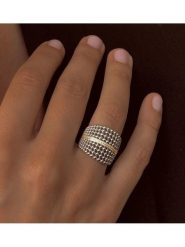 Les Favorites Srebrny pierścionek z cyrkoniami rozmiar: 52. Szare pierścionki Les Favorites, z cyrkonią, srebrne. Za 252.99 zł.