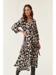 TATUUM Sukienka w kolorze beżowo-czarnym rozmiar: 40. Brązowe sukienki Tatuum, bez wzorów, bez kołnierzyka, bez ramiączek, midi, kopertowe. Za 136.45 zł.