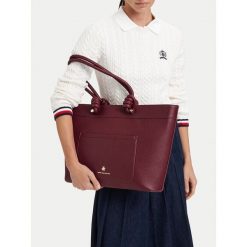 Torebka Beverly Hills Polo Club. Czerwone shopper bag Beverly Hills Polo Club, bez wzorów, bez dodatków. Za 299.99 zł.